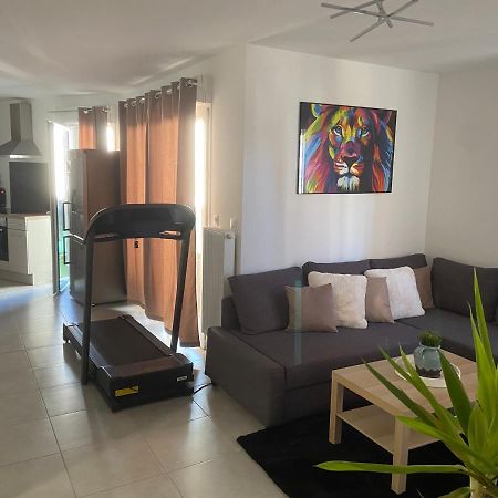 Appartement T2, résidence au calme. Parking privé Marseille Extérieur photo